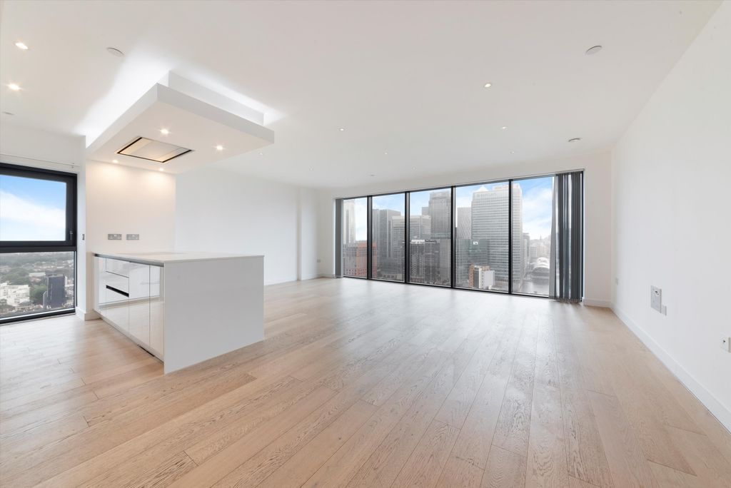 Property photo 1 of 19 Image