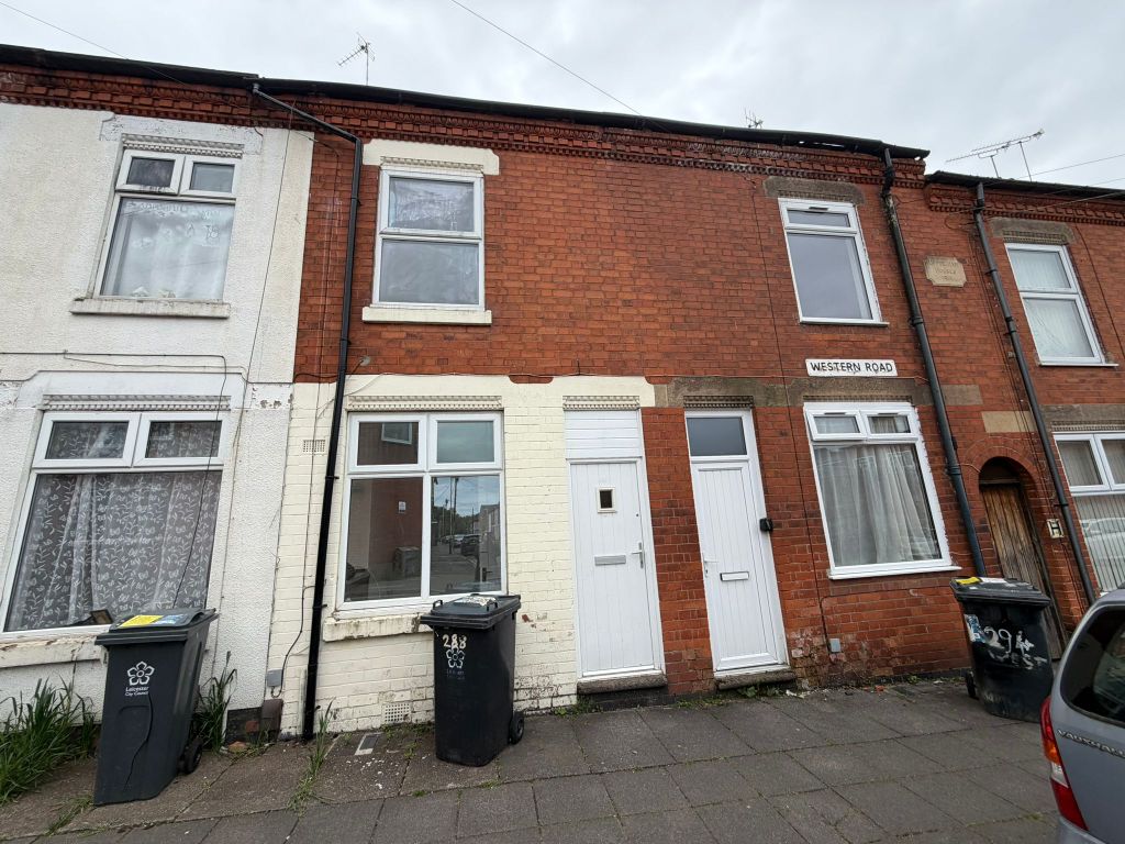 Property photo 1 of 17 Capital Estate Agents Proudly Presents This Beautiful 3-Bedroom Property Located In The Popular Le3 Area Of Leicester.