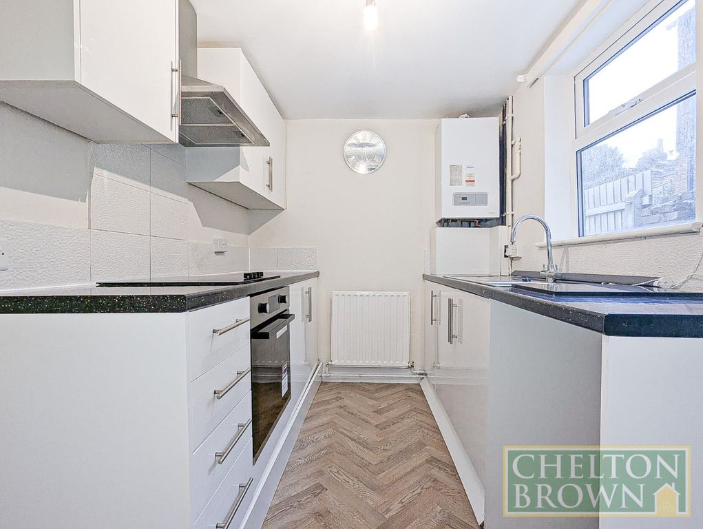 Property photo 2 of 15 Kitchen