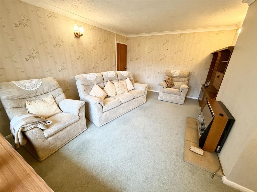 Property photo 2 of 15 Img_0433.Jpeg