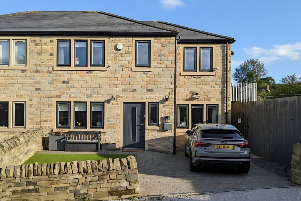 Property photo 1 of 25 Sdffasef