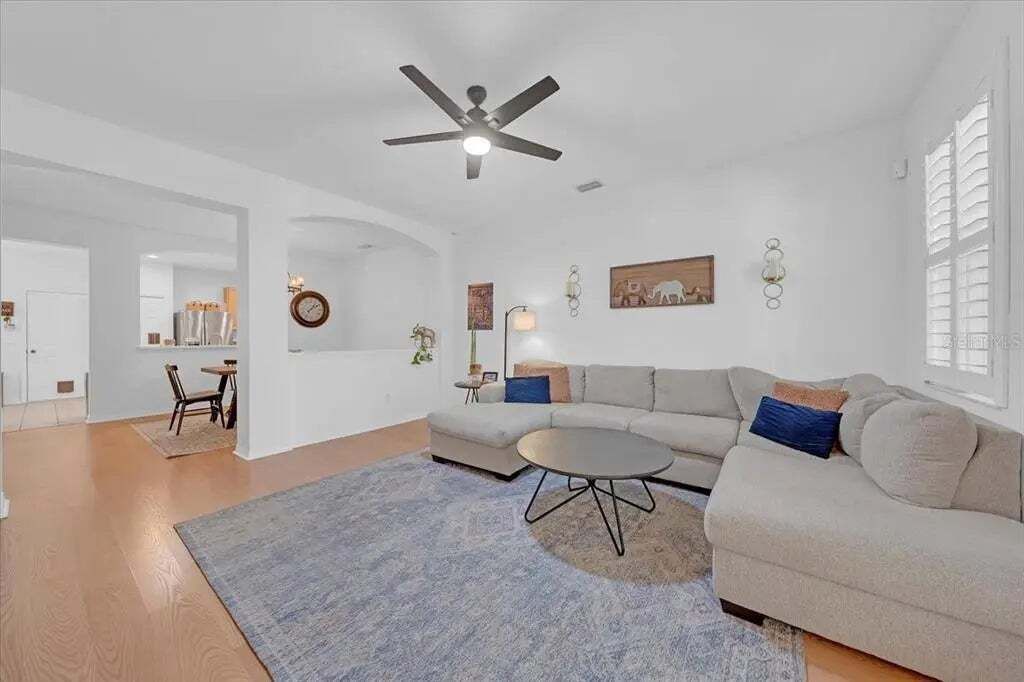 Property photo 3 of 20 <Alttext/>