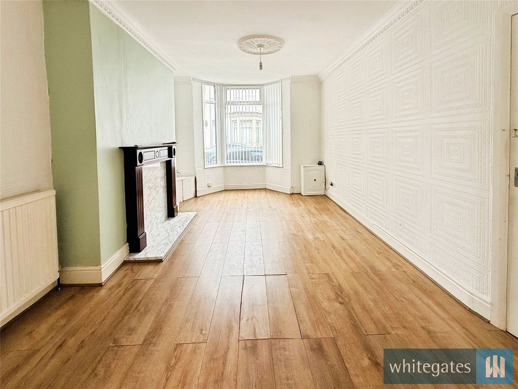 Property photo 3 of 21 Picture No. 16