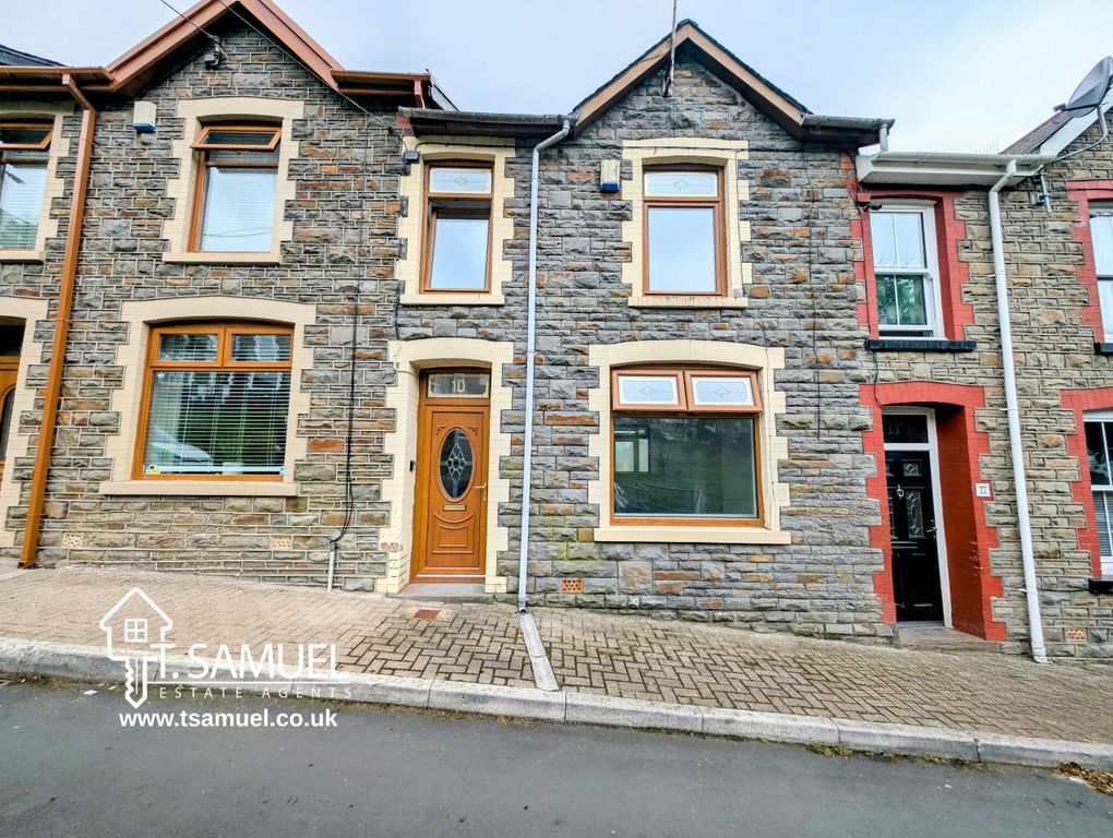 Property photo 1 of 34 Front