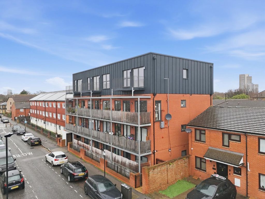 Property photo 1 of 14