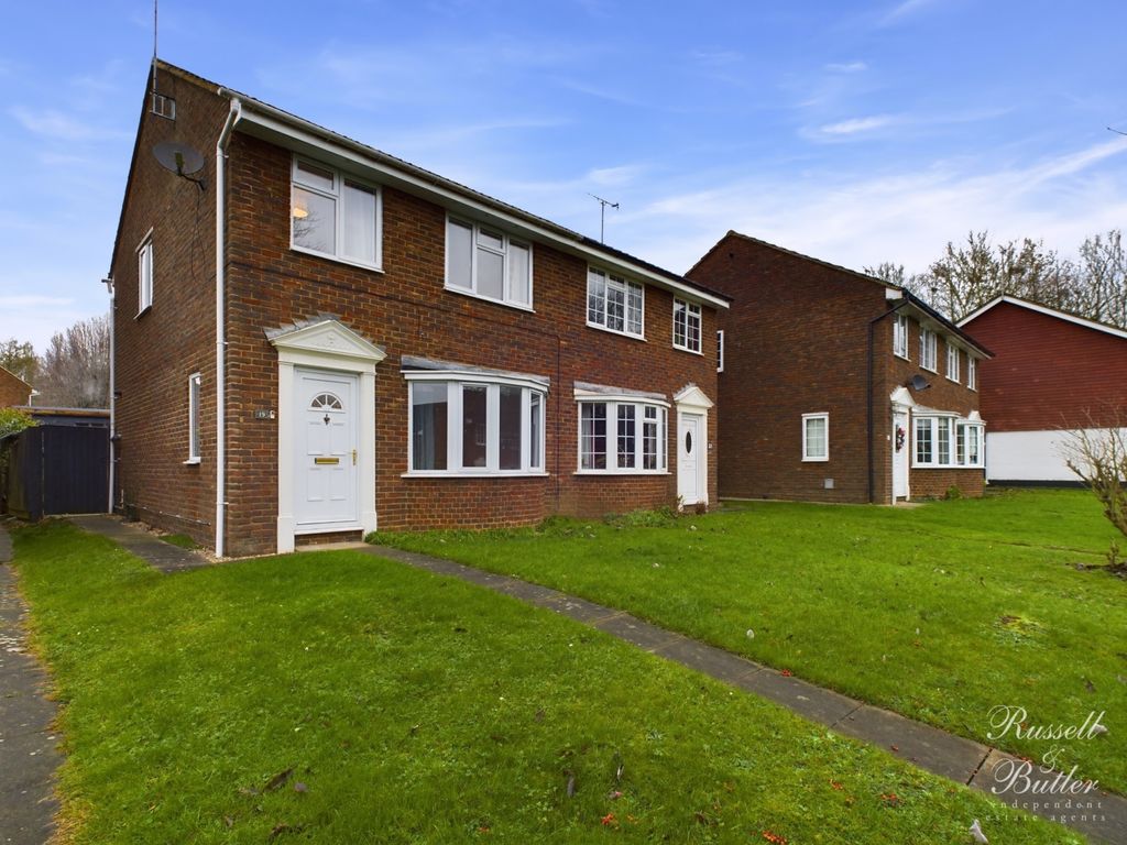 Property photo 1 of 12 Cam01995G0-Pr0233-Still001