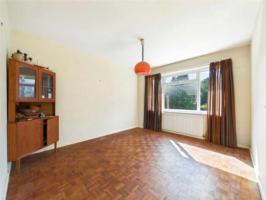 Property photo 3 of 18 Picture No. 02