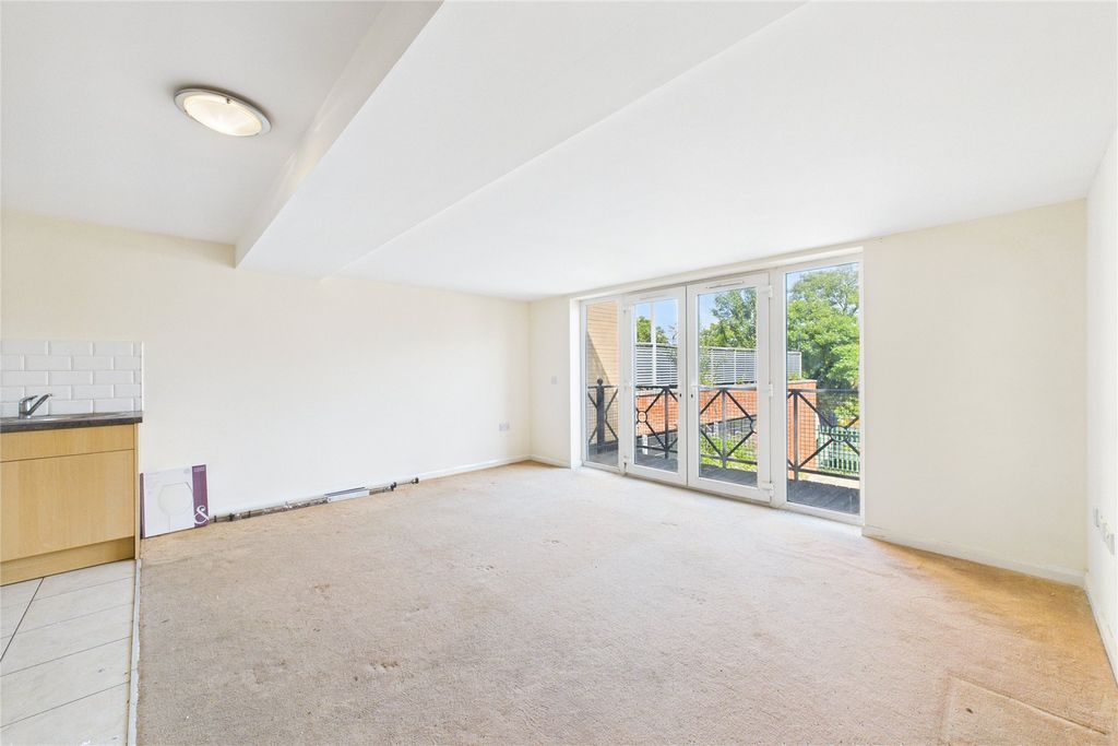 Property photo 3 of 5 Picture No. 02