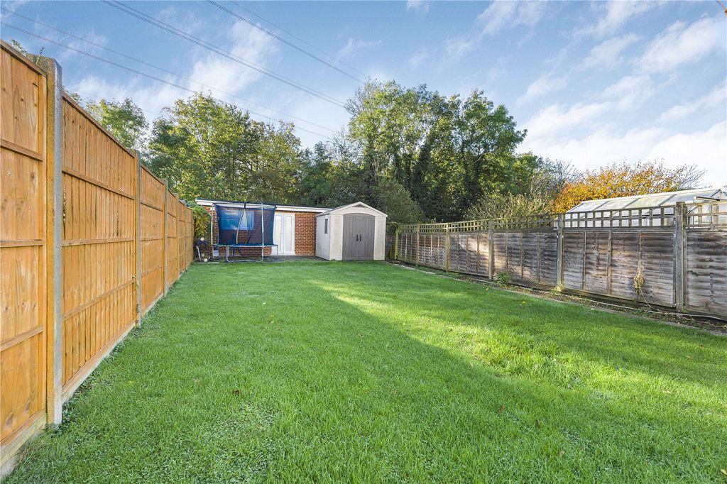 Property photo 3 of 15 Garden