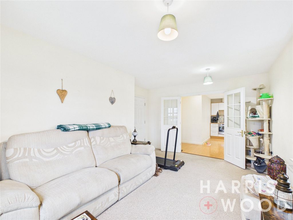 Property photo 2 of 9 Picture No. 19