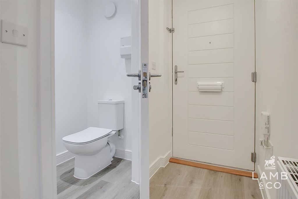 Property photo 2 of 14