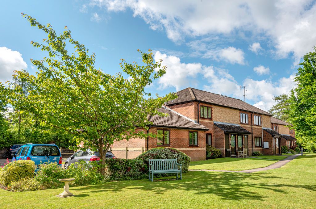 Property photo 1 of 9 855773 (10).Jpg