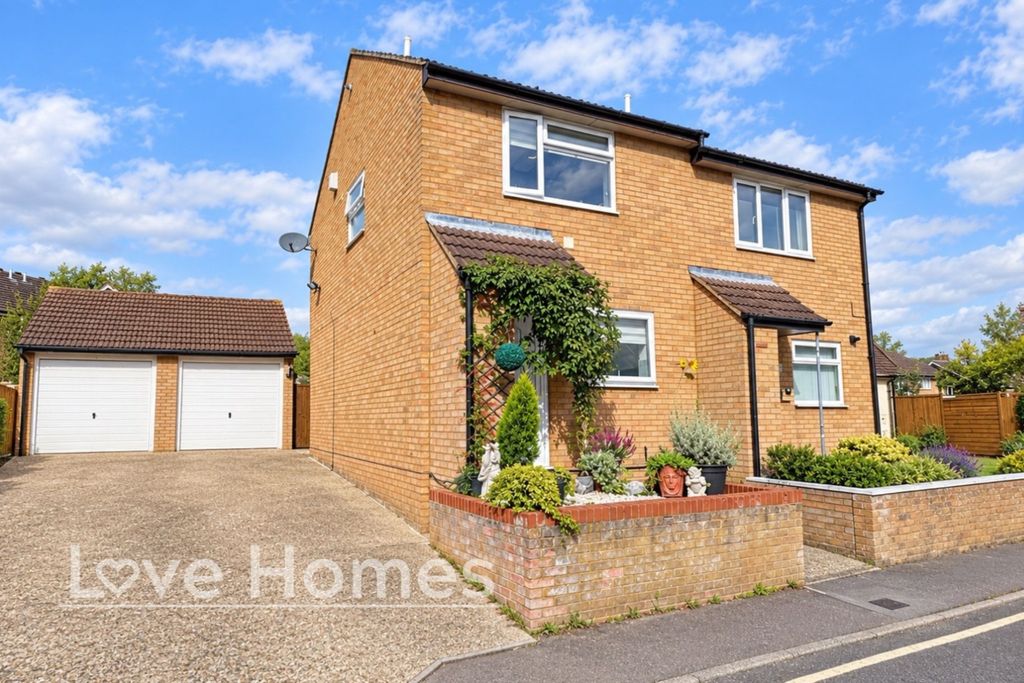 Property photo 1 of 11 5559510