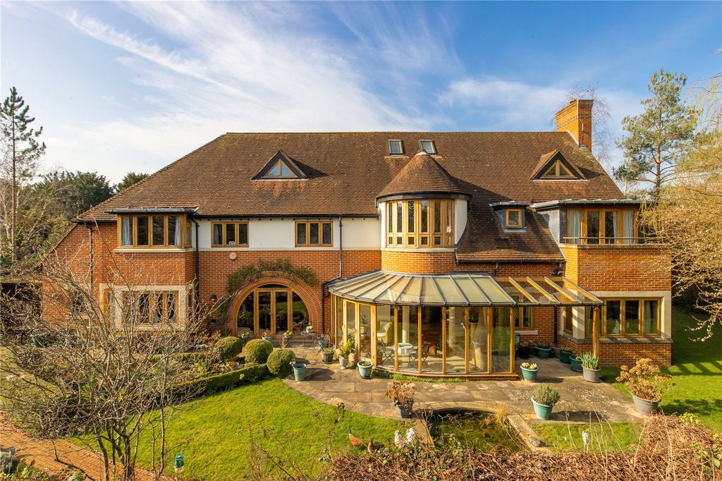 Property photo 1 of 20 Rear