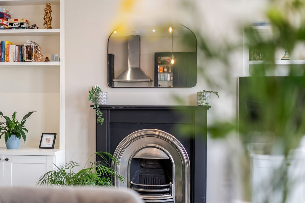 Property photo 3 of 28 1450825-23-69Fb15...