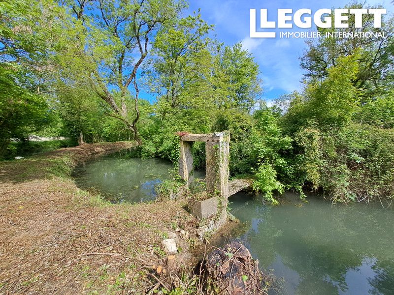 Property photo 3 of 10