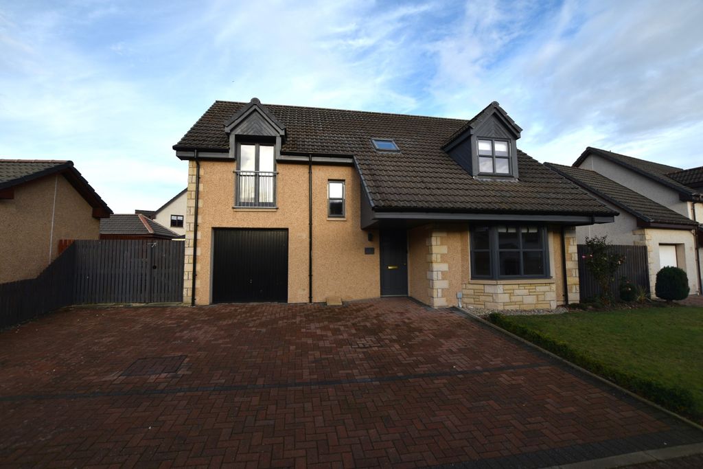 Property photo 1 of 24