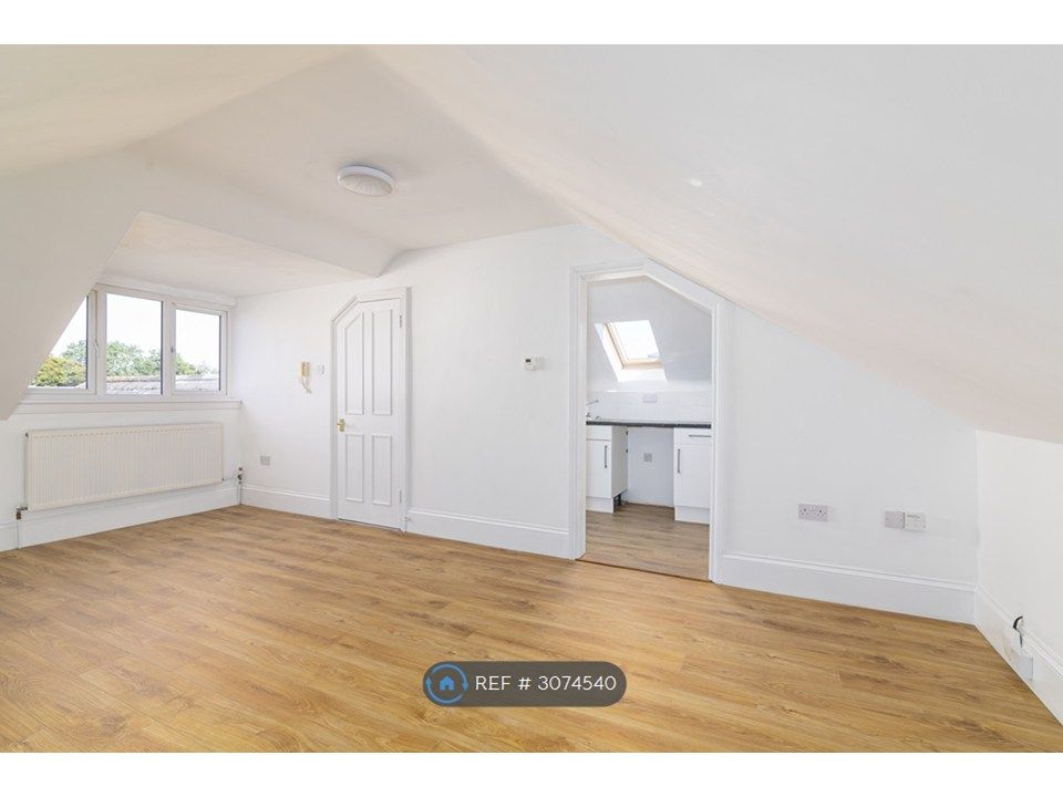 Property photo 1 of 13 Lounge/Diner (2nd Floor)