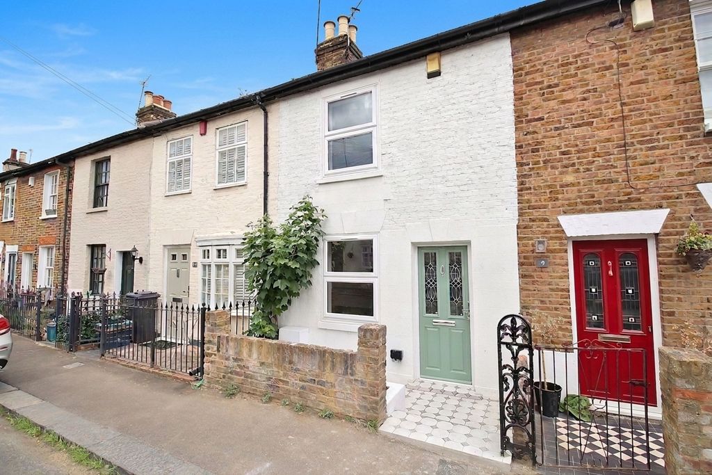 Property photo 1 of 10