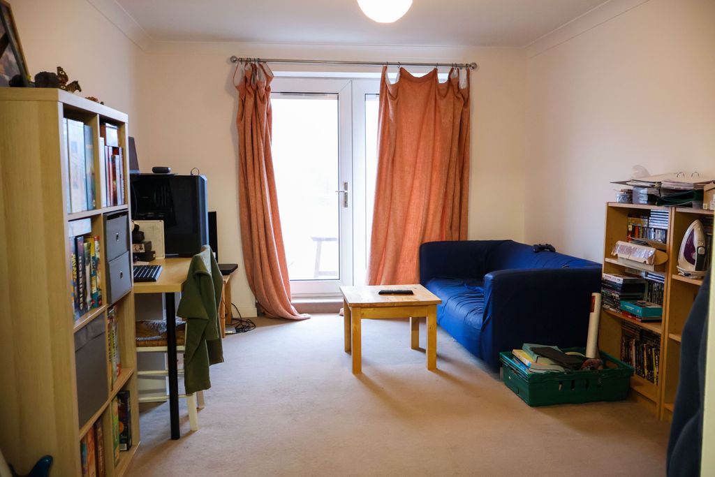 Property photo 2 of 19