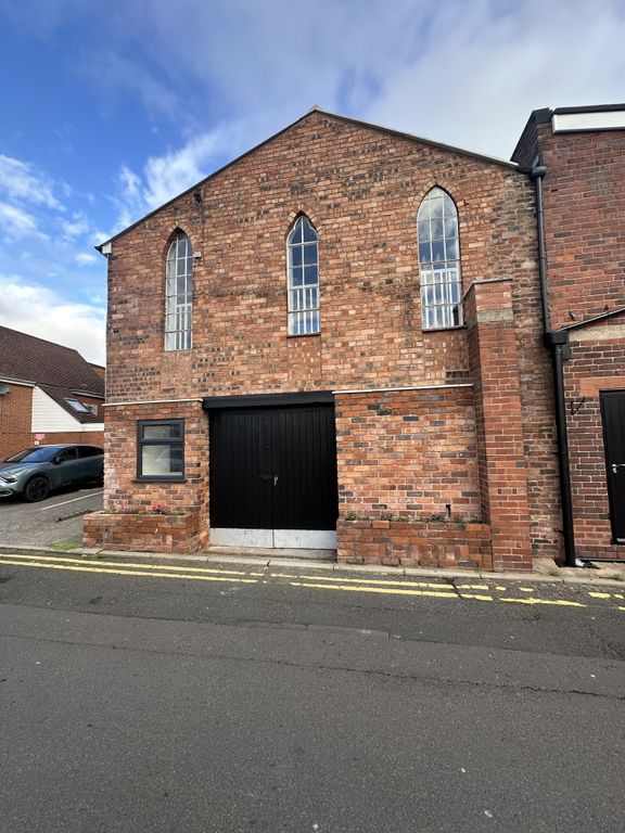 Property photo 1 of 5