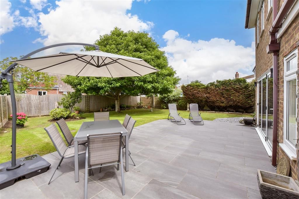 Property photo 3 of 17 Patio / Decking