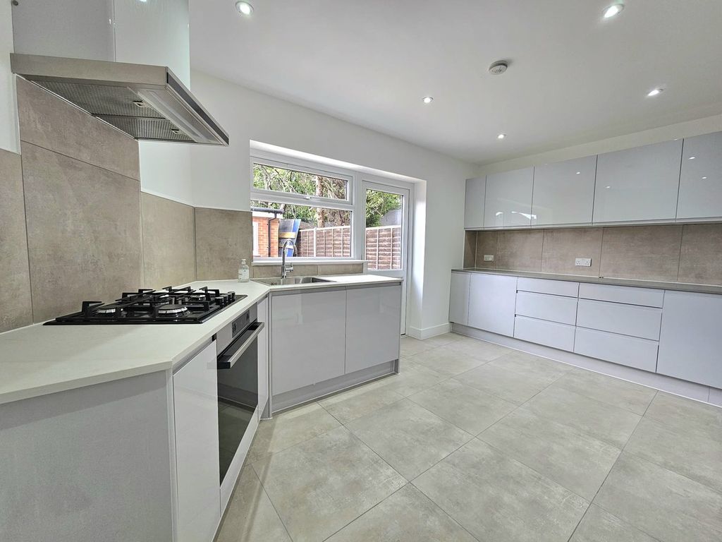 Property photo 2 of 13 Kitchen
