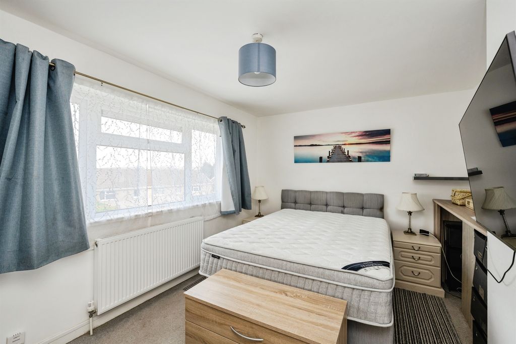 Property photo 3 of 14