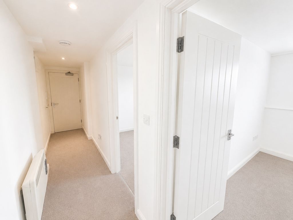 Property photo 2 of 3