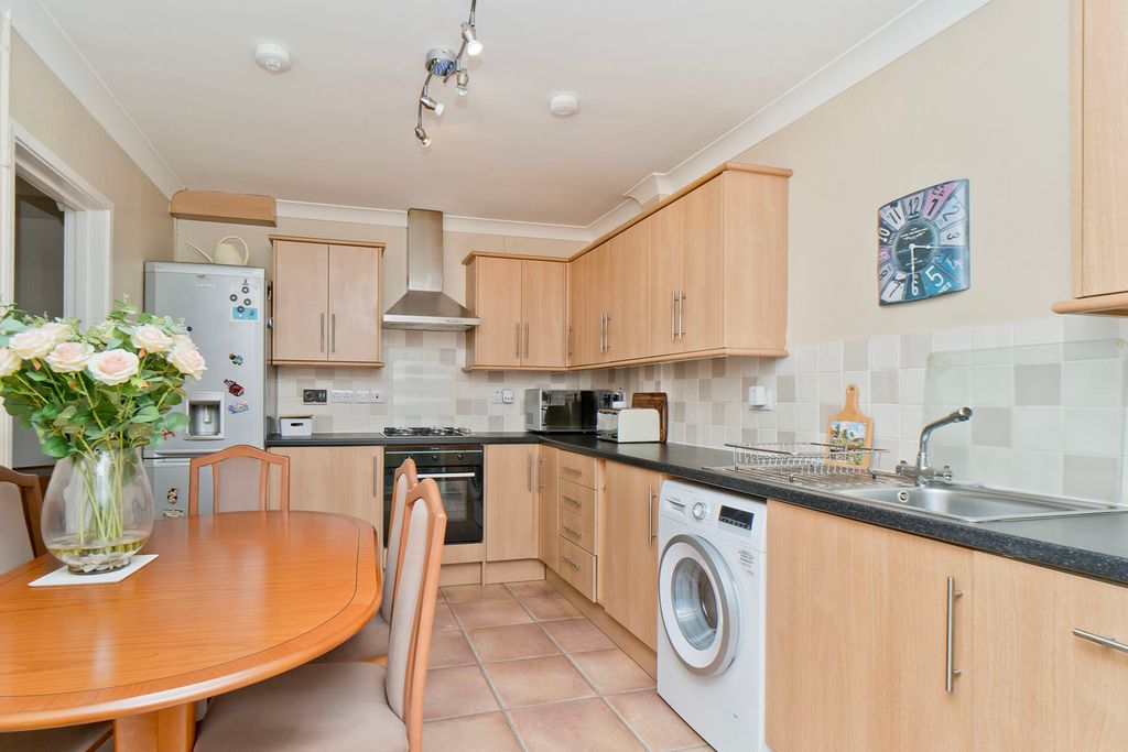 Property photo 2 of 12 Property Image 2