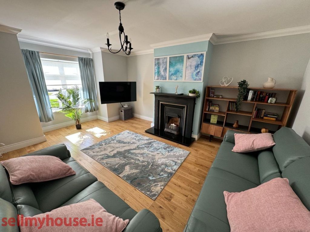 Property photo 2 of 3