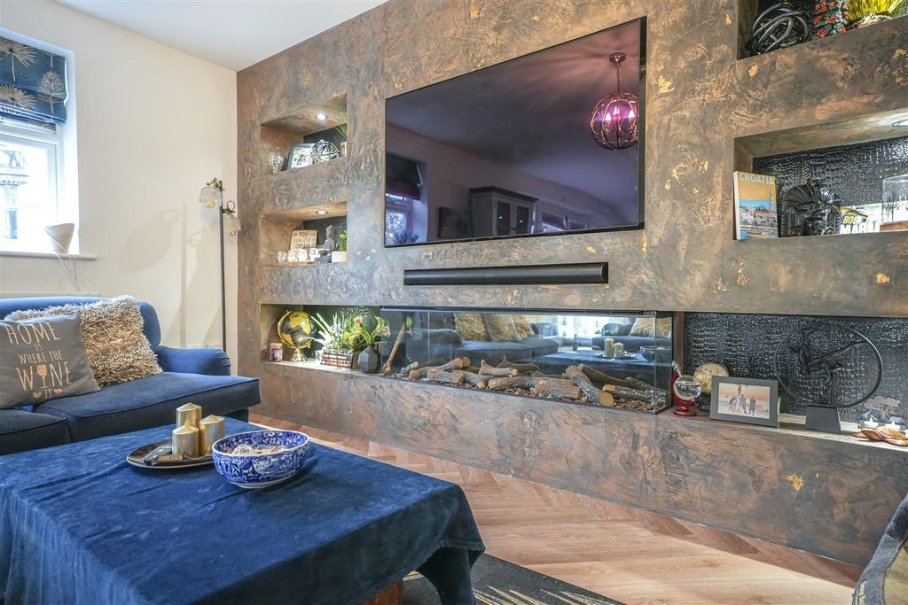 Property photo 3 of 24 Image00035.Jpeg