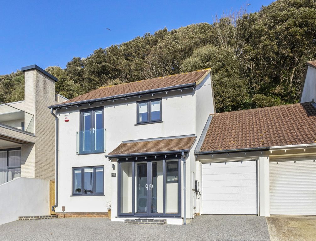 Property photo 1 of 25 Radnor Cliff
