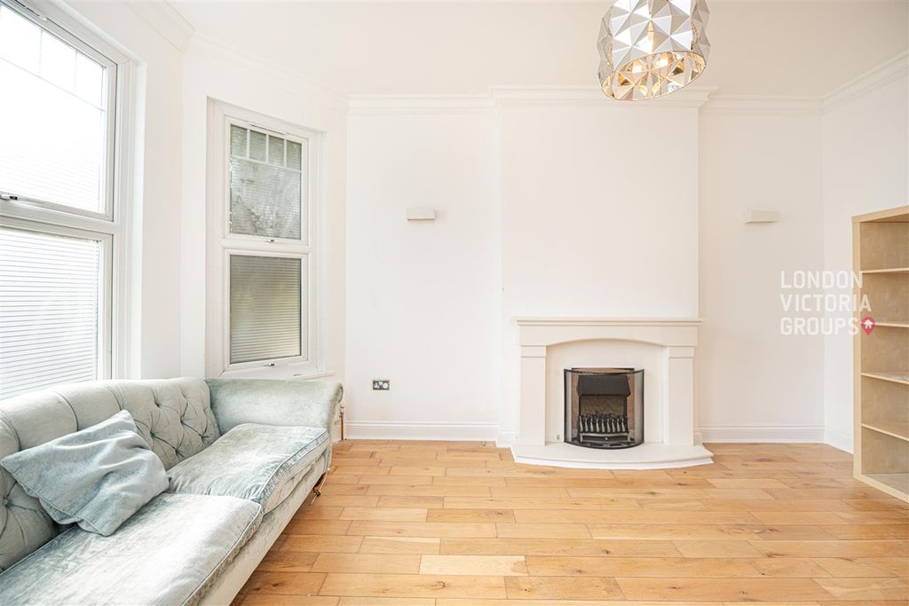 Property photo 3 of 27 1-208.Jpg