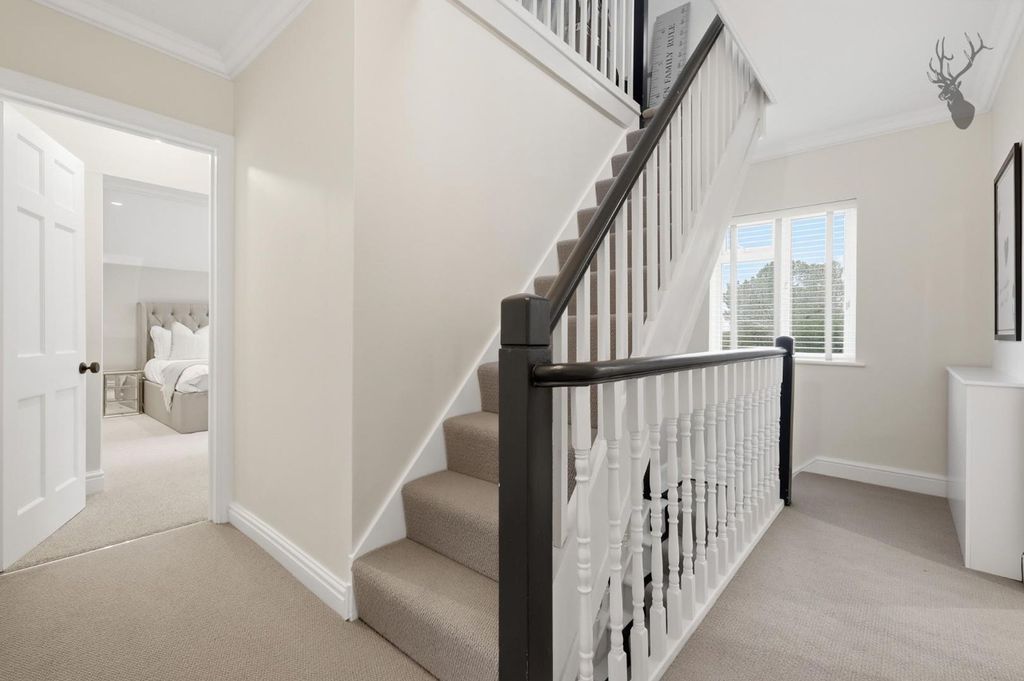 Additional image 14 of 5 bed detached house for saleBury Road, Epping CM16