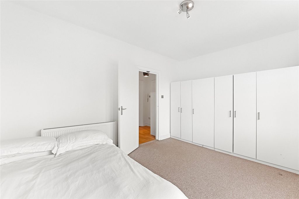 Property photo 2 of 13 Picture No. 05