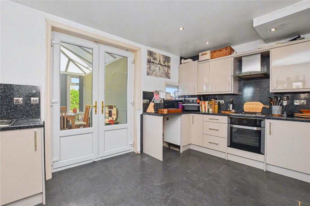 Property photo 3 of 14 Picture No. 04