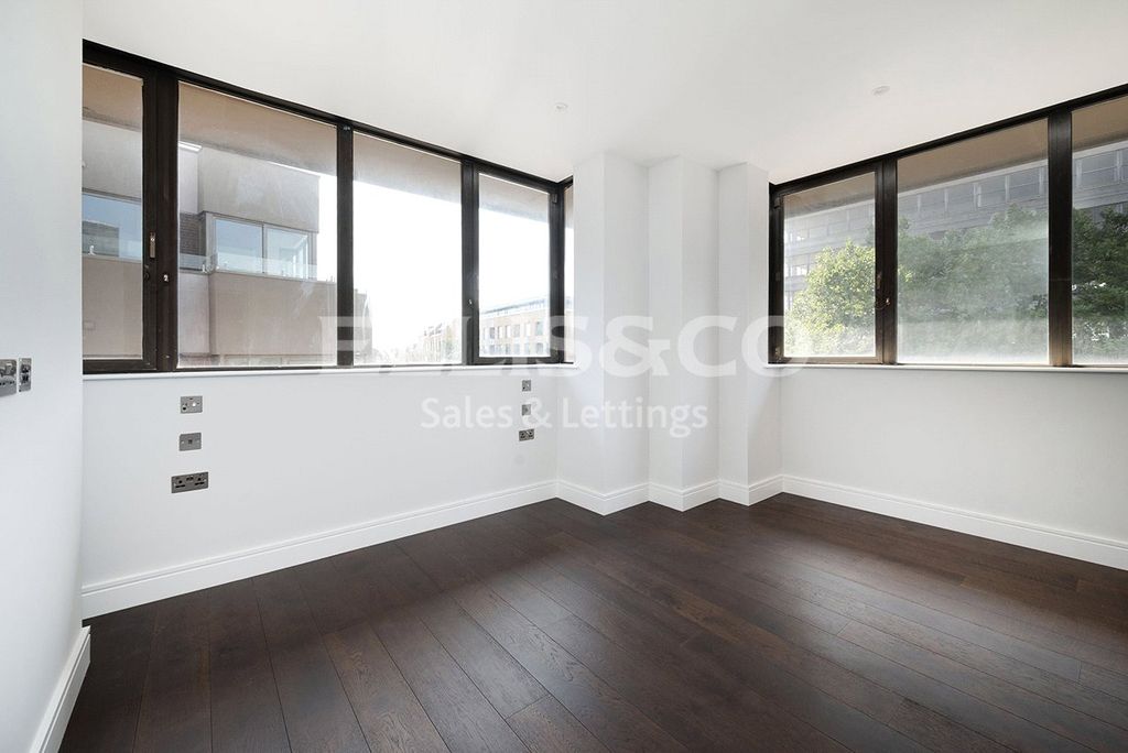 Property photo 3 of 9 Picture No. 07