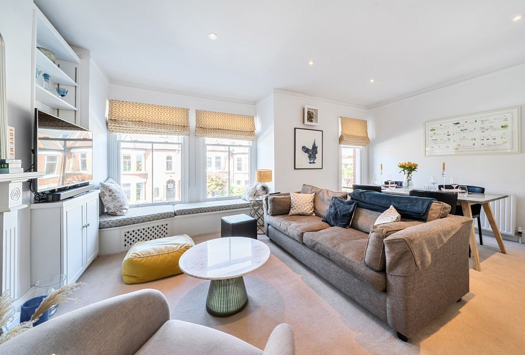 Property photo 1 of 16 1458703-20-6A02Fb...