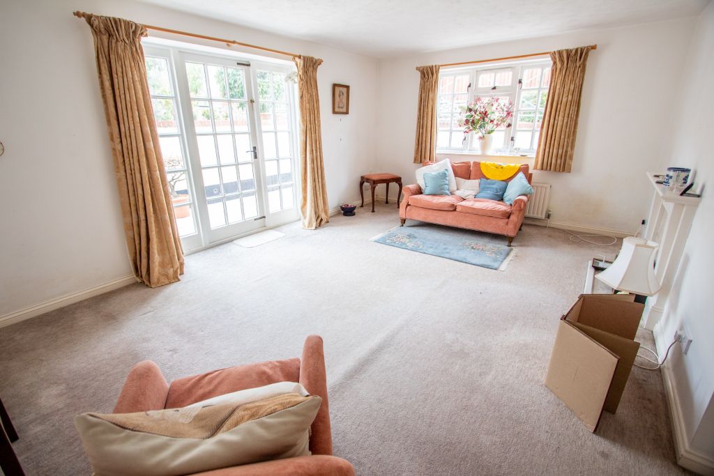 Property photo 2 of 10