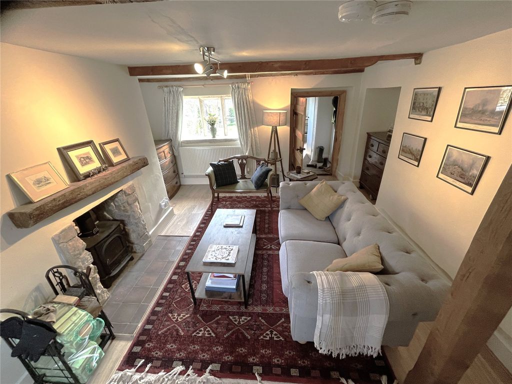 Property photo 2 of 9 Picture No. 27