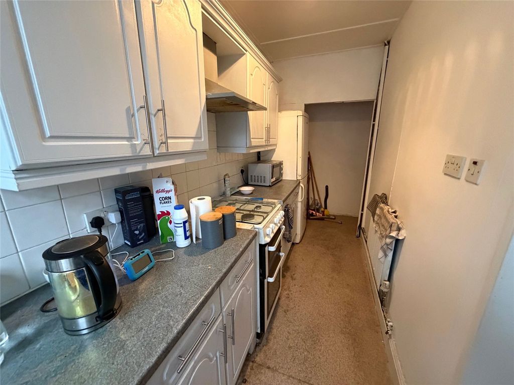 Property photo 3 of 8 Picture No. 05