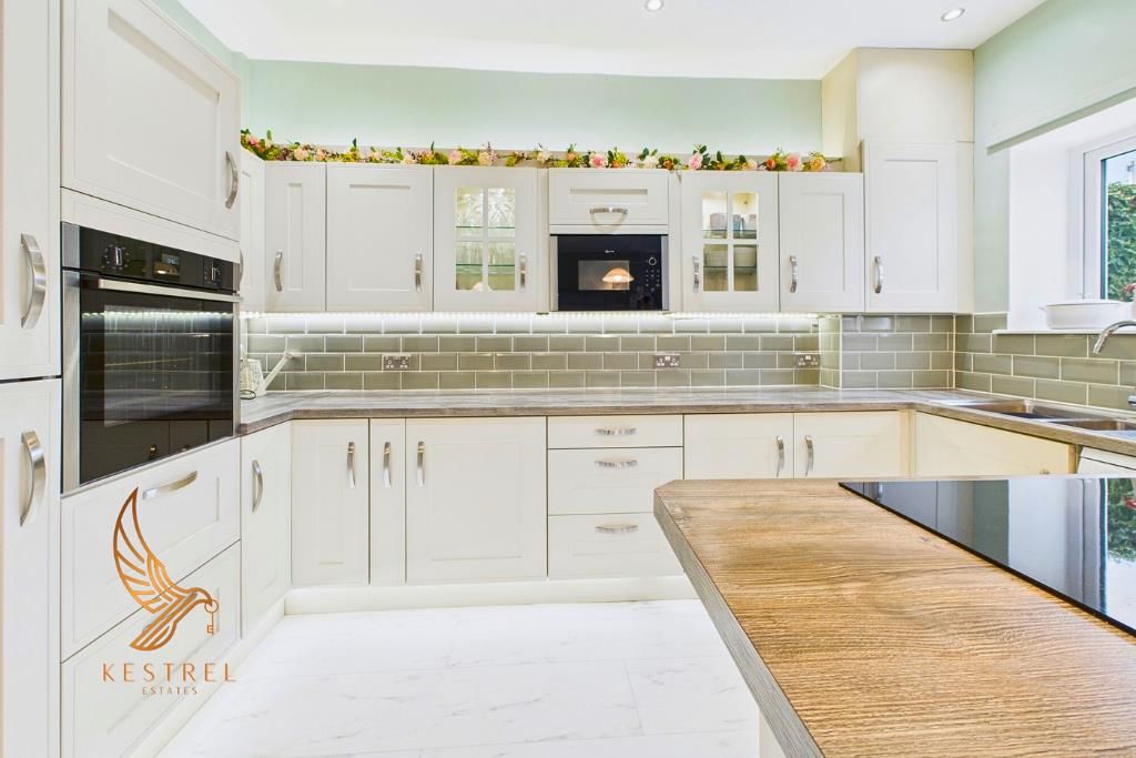 Property photo 1 of 26 8.Png