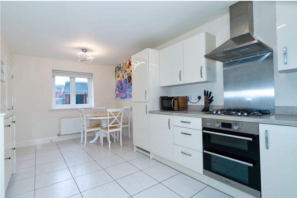 Property photo 3 of 24 B0031491_-2_-3_Balancer