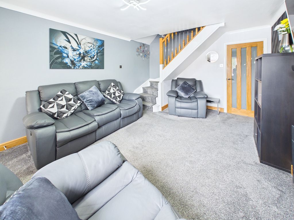 Property photo 3 of 32