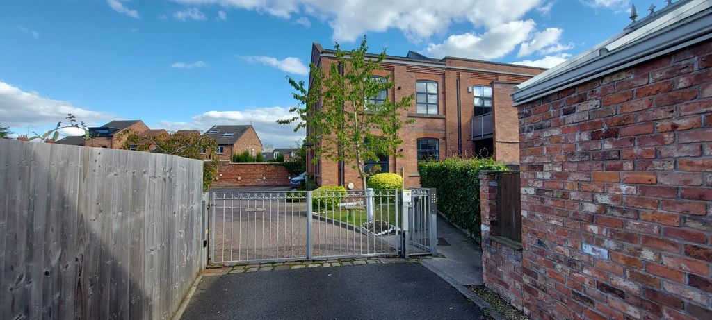 Property photo 1 of 12 Picture No. 22