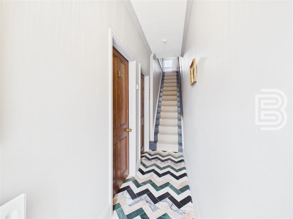 Property photo 3 of 20 Entrance.Jpg