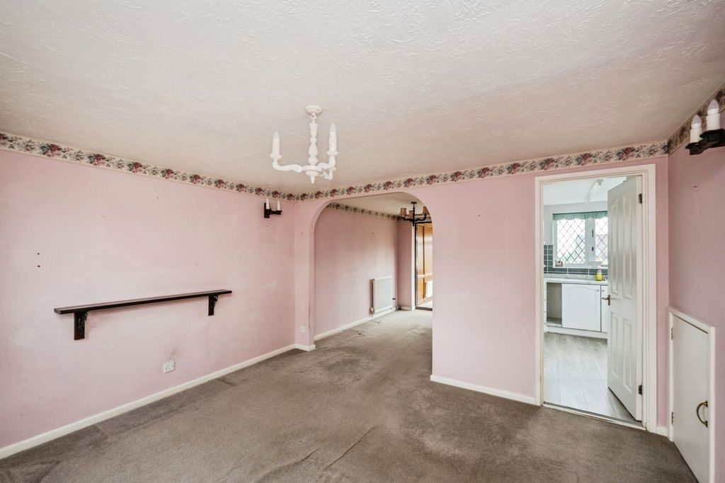 Property photo 3 of 20 Pbox-Img.Jpg