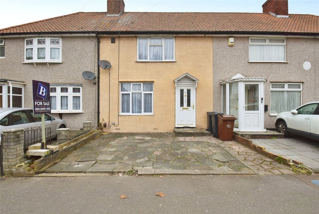 Property photo 1 of 16 Front