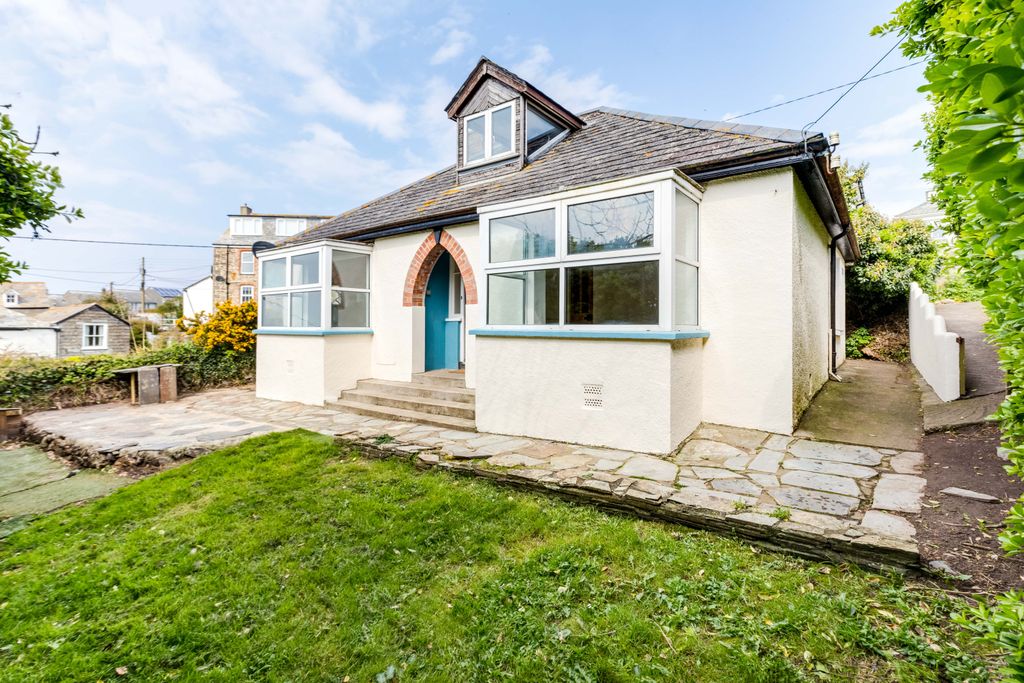 Property photo 3 of 17 Gallery